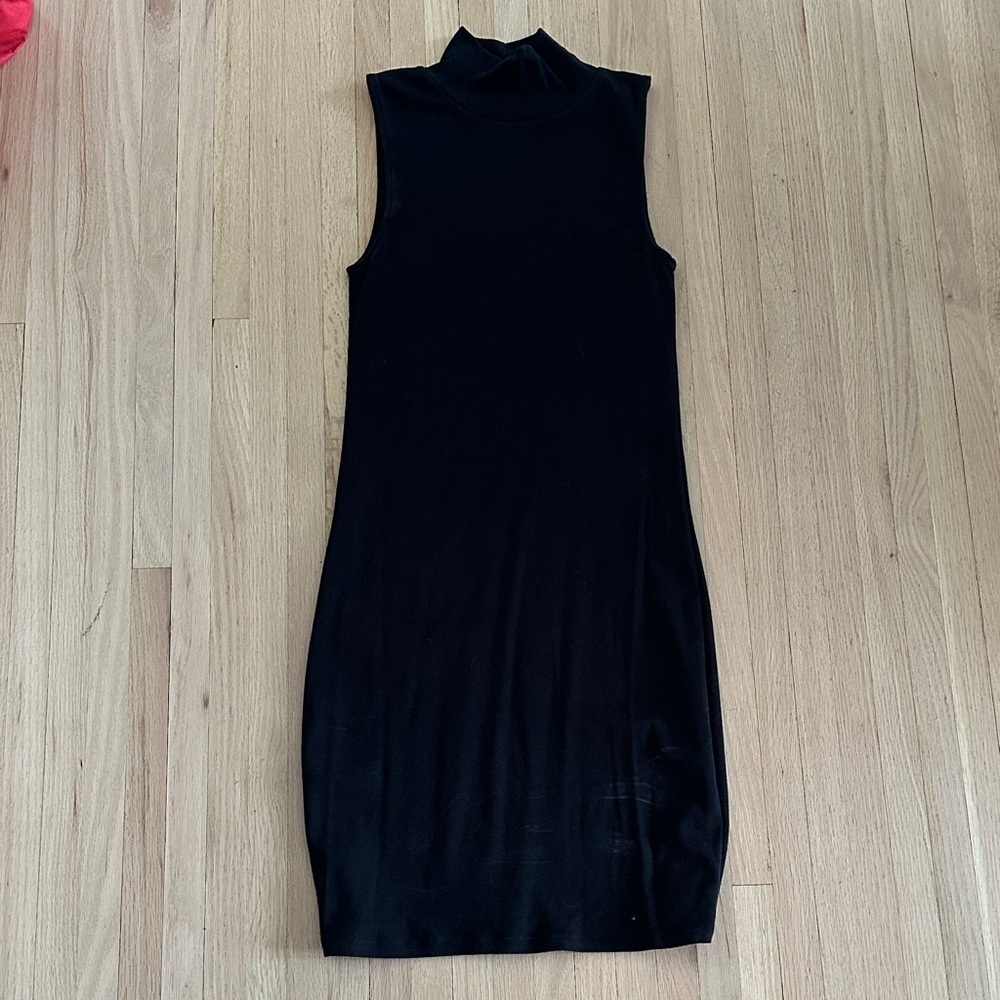 Aritzia TNA Mock Neck Elegant Black Sleeveless Dress - Medium
